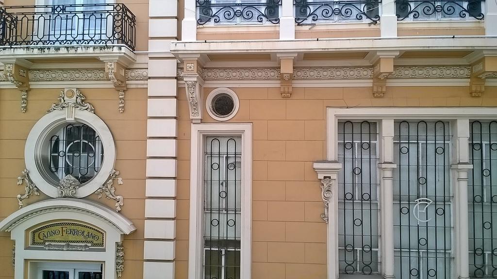 Hostal El Cairo Ferrol Kültér fotó