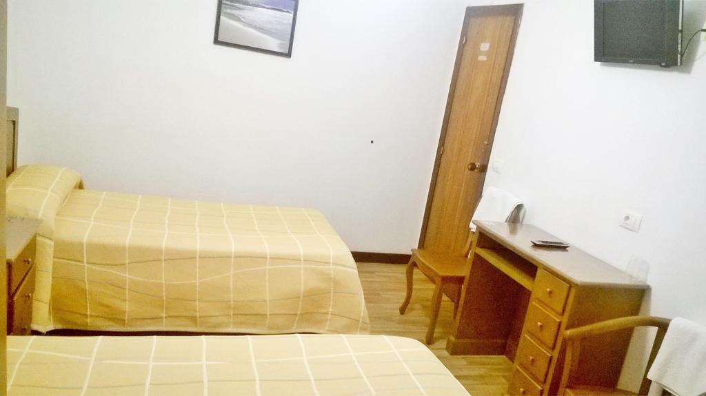 Hostal El Cairo Ferrol Kültér fotó