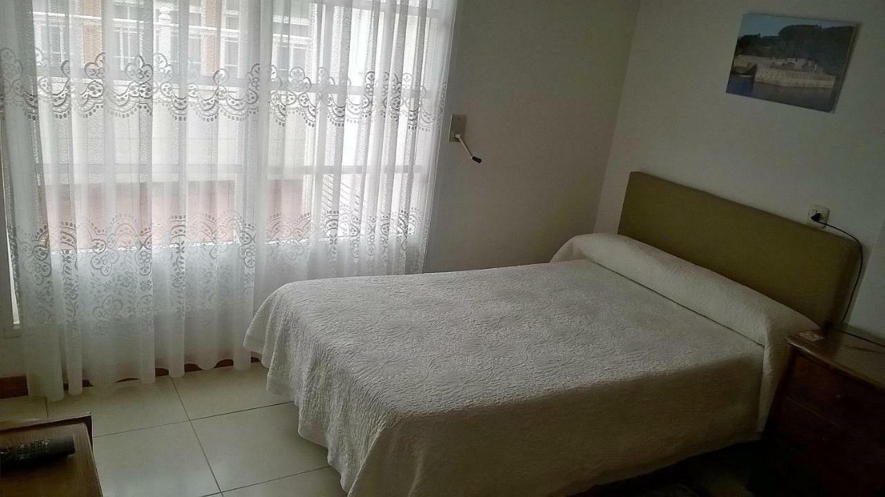 Hostal El Cairo Ferrol Kültér fotó