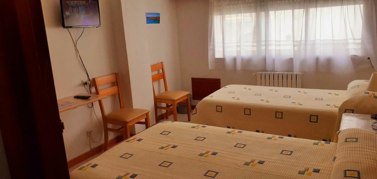 Hostal El Cairo Ferrol Kültér fotó